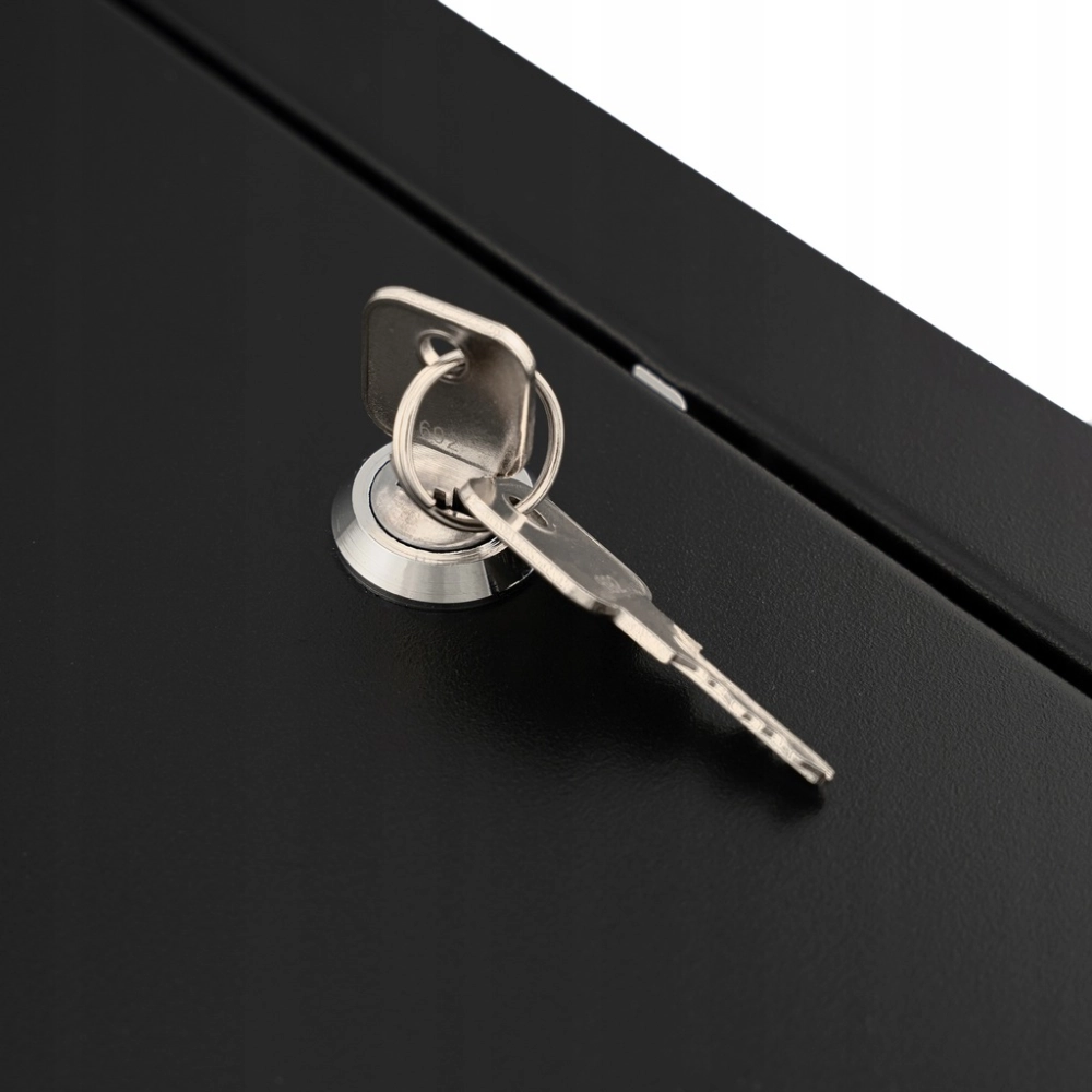 DRZWICZKI REWIZYJNE METALOWE WYCZYSTKA REWIZJA NA KLUCZ ZAMEK 40x60 CZARNA