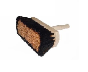 BÜRSTE BÜRSTE SPRÜHGERÄT SPRÜHGERÄT + GRIFF