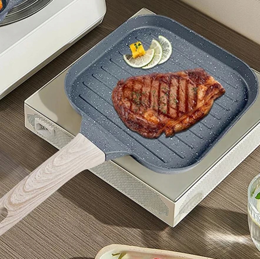 PATELIA GRILLOWA TURYSTYCZNA BIWAKOWA DO SMAŻENIA GRILLOWANIA INDUKCJA GAZ