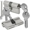 ZESTAW NATI DO FURTEK OGRODZEŃ KLAMKA 90 CZARNA ZAMEK 90/22 WKŁADKA 30/30