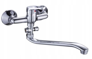 GRACE BATTERY WAN-WALL MIT BEWEGUNG. SPRÜHEN OHNE SPRÜHEN